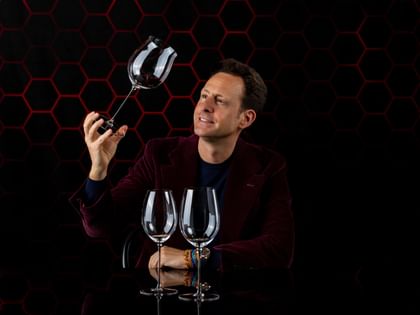 Maximilian J. Riedel with three glasses of RIEDEL Superleggero