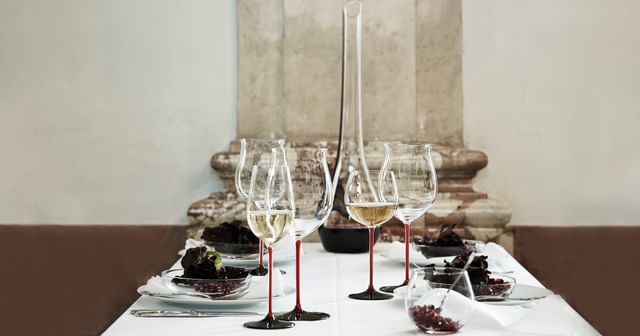 set table with Riedel wine glasses